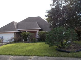 1816 Admiral Nelson Dr, Slidell, LA 70461