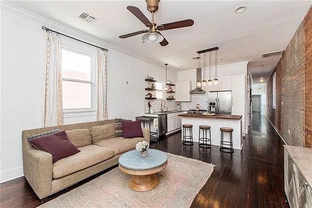 1526 Dante St — Photo 10