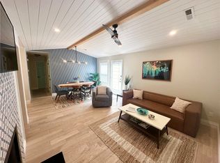 23 Brookhollow Pl, Bentonville, AR 72712
