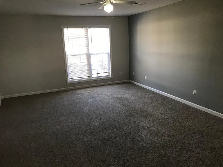 100 Murphy Rd — Photo 12
