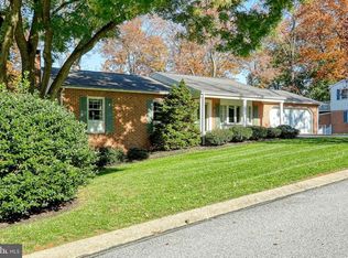 140 Lexington Rd, York, PA 17402