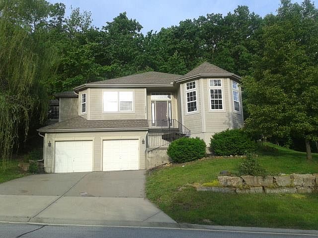 1st image of 3854 N 112th St