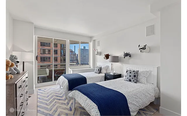 Sold by Douglas Elliman | media 6