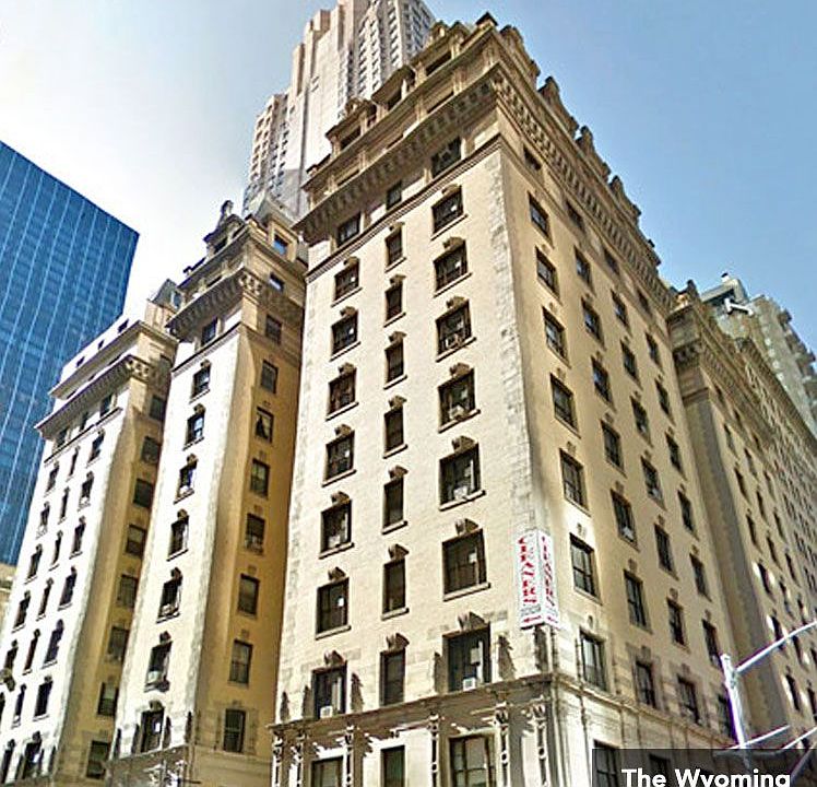 1st image of 853 7th Ave APT 6A