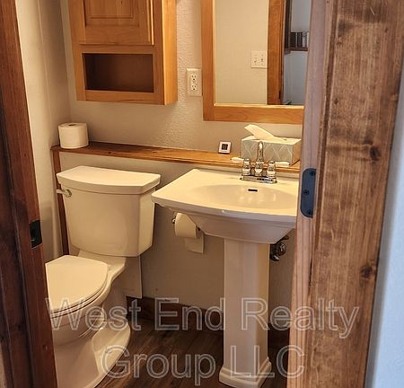 5th image of 6826 Willow Vista Ct