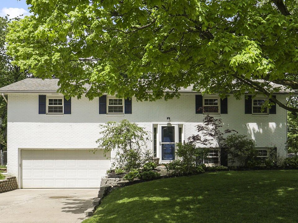 1st image of 3584 Darbyshire Dr