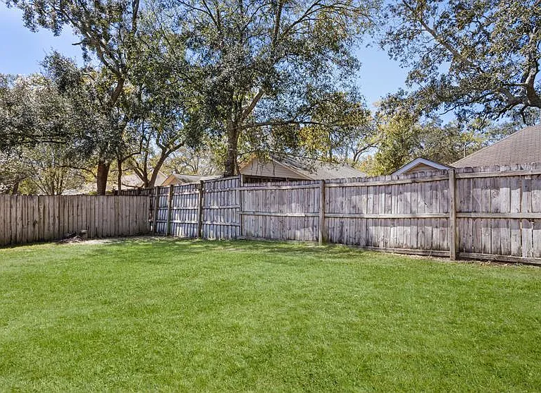 1517 Porpoise St — Photo 21
