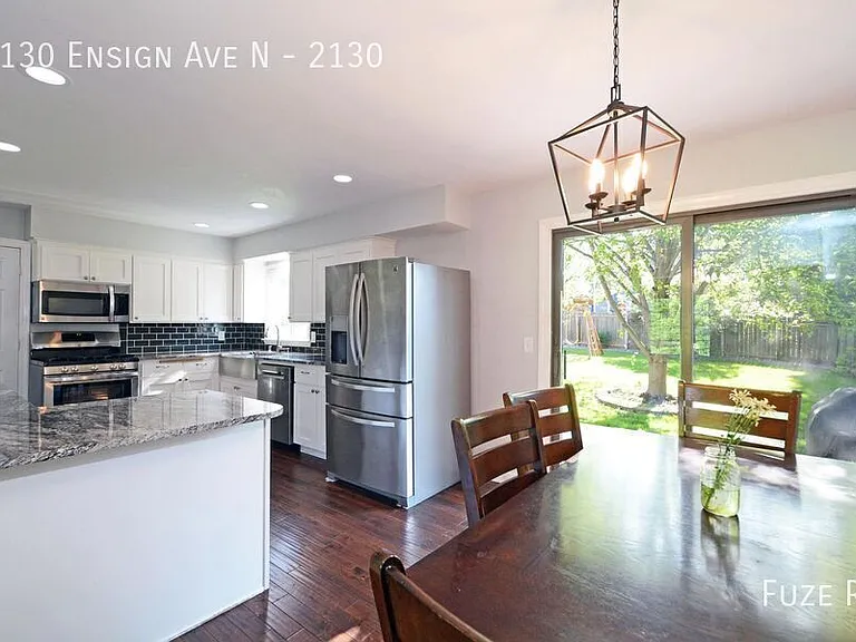 2130 Ensign Ave N #2130 — Photo 10