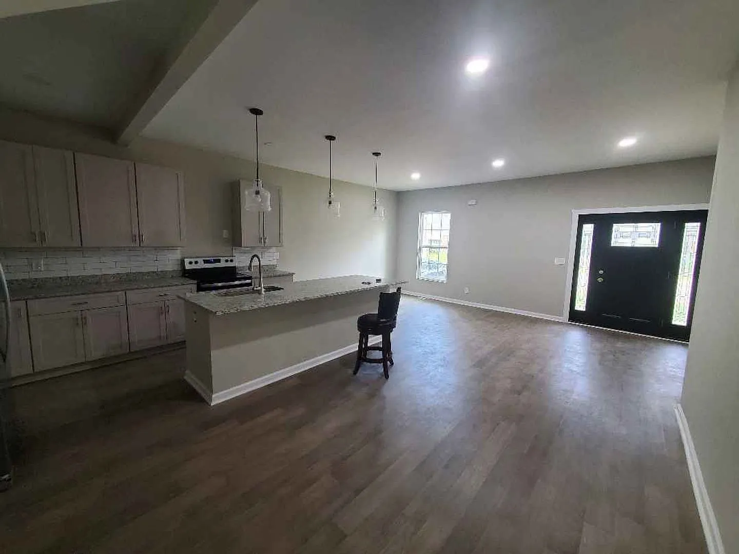 Room in 4 Bedroom Home at Athens Ave — Photo 4
