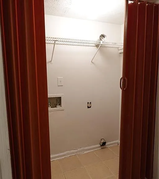 5504 Estates Ct — Photo 7