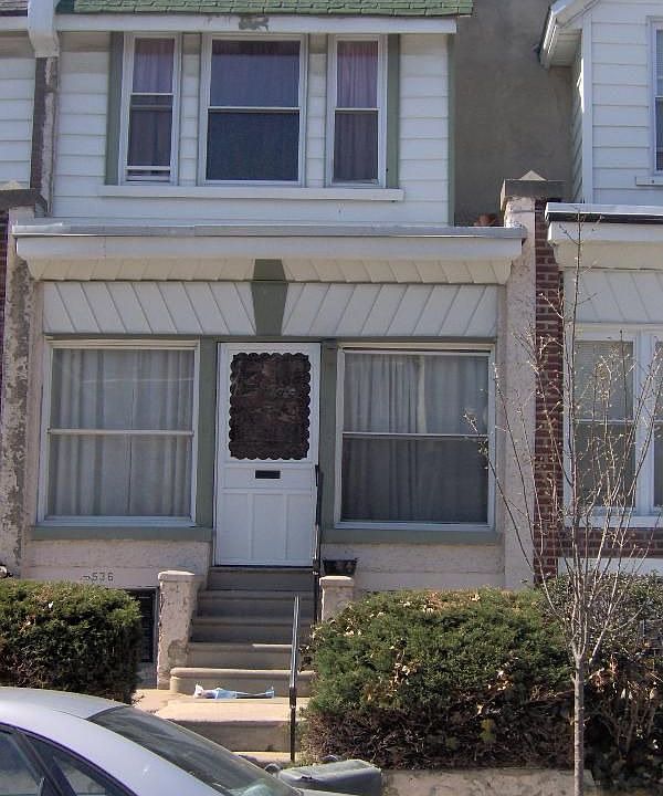1st image of 6536 N Woodstock St