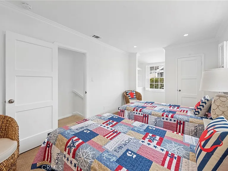 224 Amethyst Ave — Photo 17