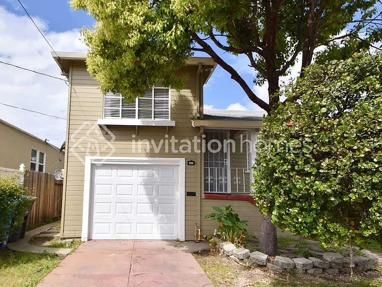 229 Roney Ave — Photo 1