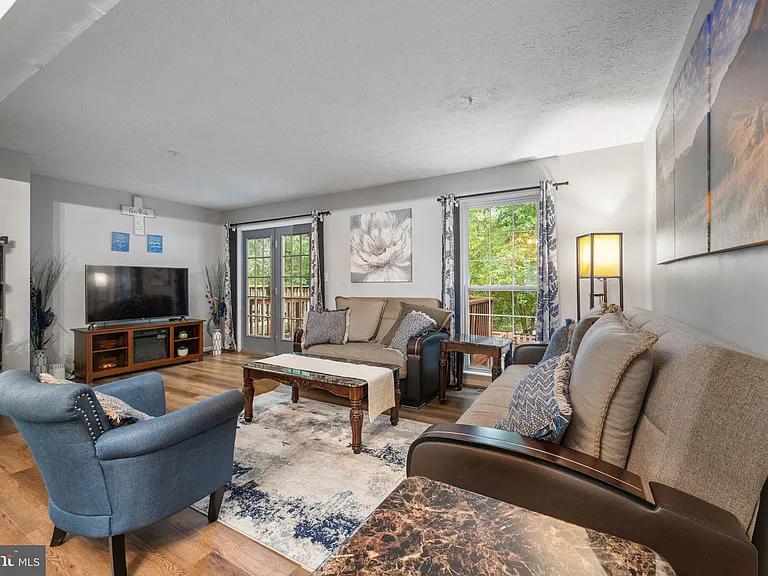 7840 Foxfarm Ln — Photo 21