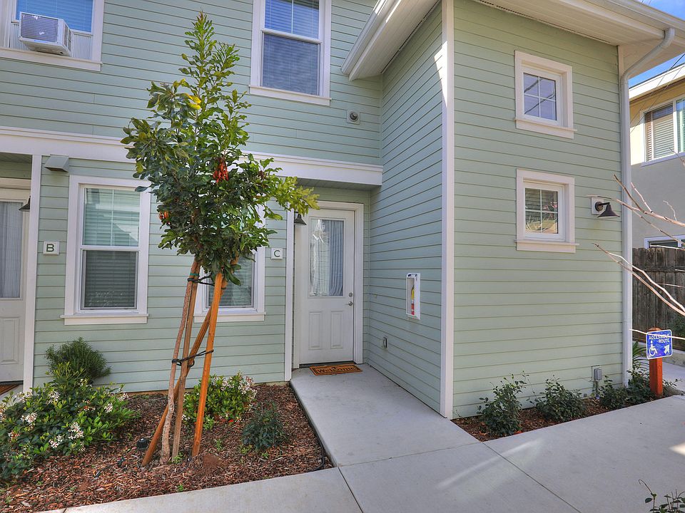 1st image of 318 Micheltorena St #C