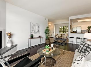 221 S Oak Knoll Ave APT 304, Pasadena, CA 91101