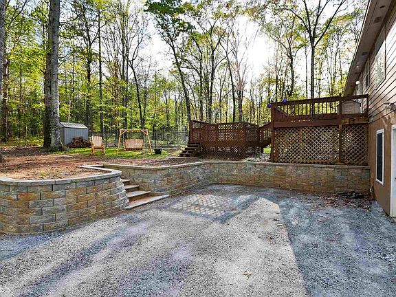 5th image of 65 Rockland Dr