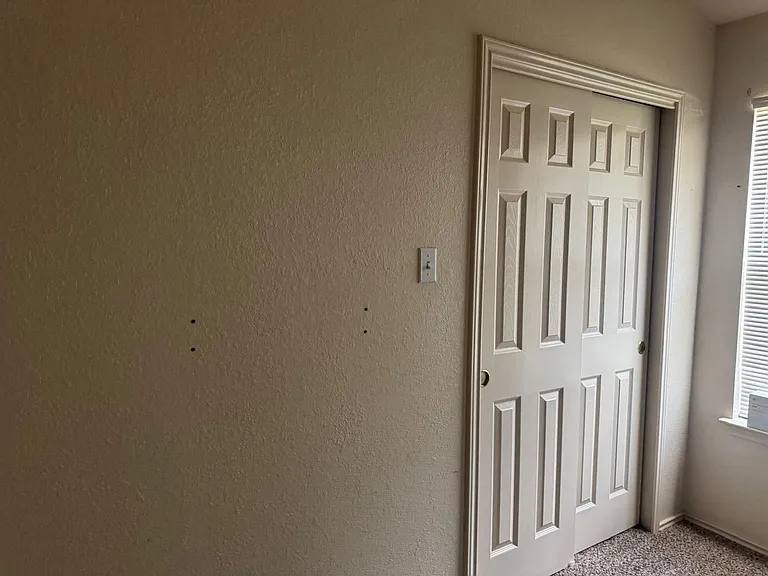 1600 Darjeeling Dr — Photo 2