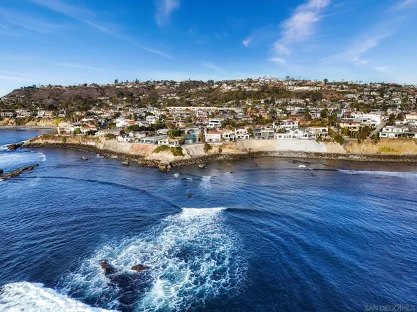 5662 Dolphin Pl, La Jolla, CA 92037