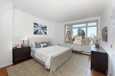Rented by Manhattan Skyline