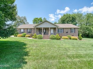 243 Ottoma Dr, Crossville, TN 38555