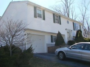 77 Warner St, Fall River, MA 02720