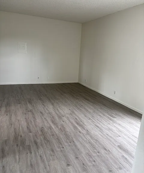 1307 Mount Gleason Ave #204 — Photo 8