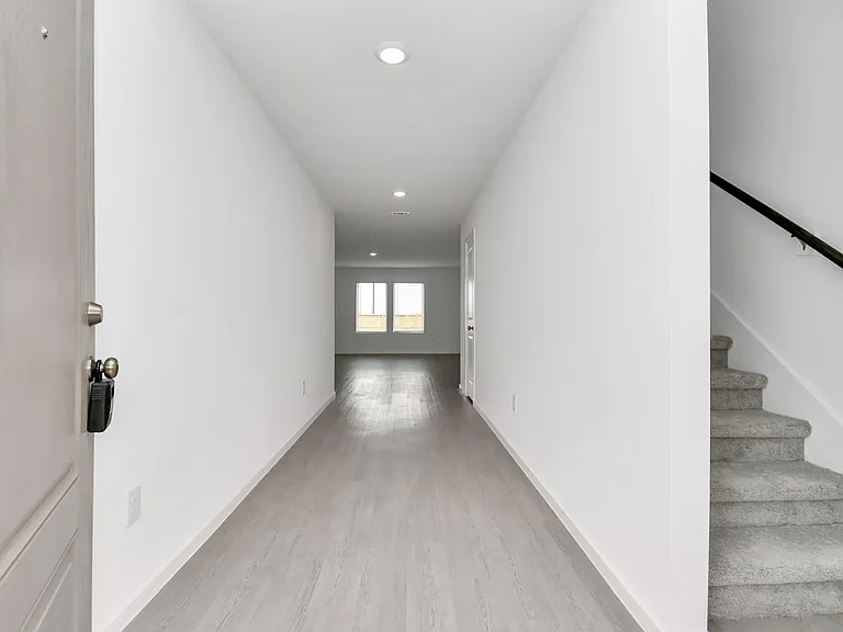 1507 Windrose Bnd — Photo 3