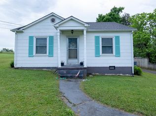 260 N Spring St, Sparta, TN 38583