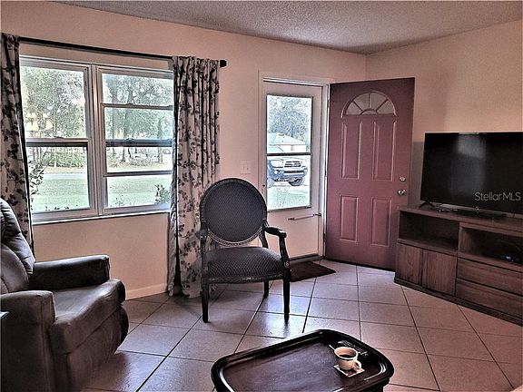 2nd image of 4260 NE 30th Ct