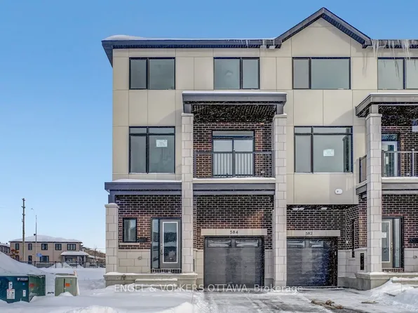 584 Arbia Rdg, Kanata, ON K2S 2S4