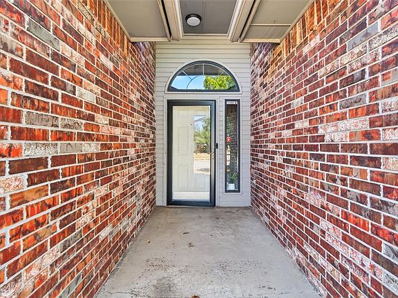 3rd image of 4732 Jay Matt Dr