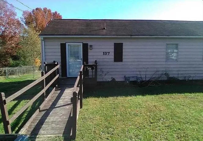 137 Latimer Rd #137 — Photo 11