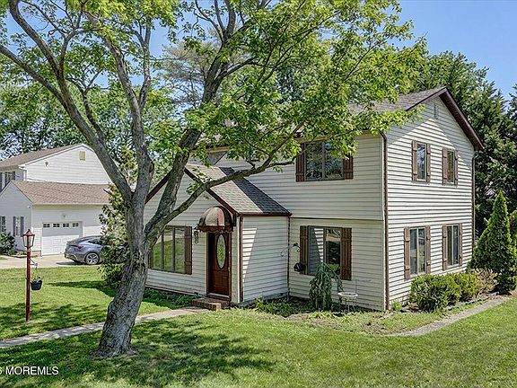 3rd image of 659 Holmdel Road