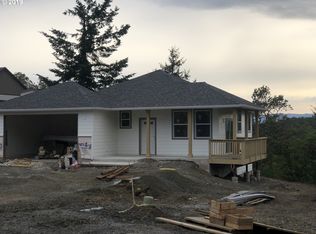 910 NE Ventura St, Roseburg, OR