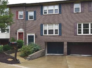 209 London Towne Dr, Pittsburgh, PA