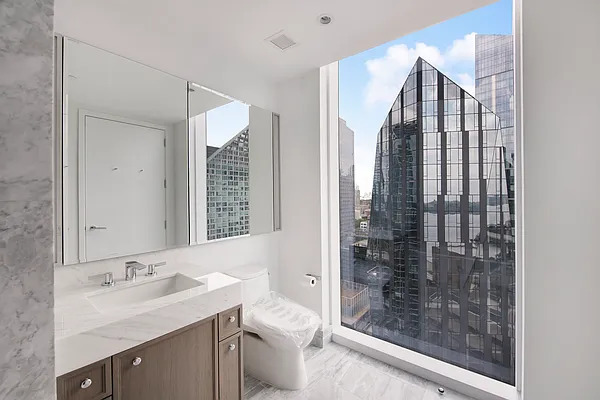 Rented by Compass | media 36