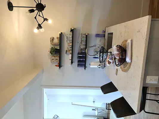 Rented by Manhattan Management LLC | media 26