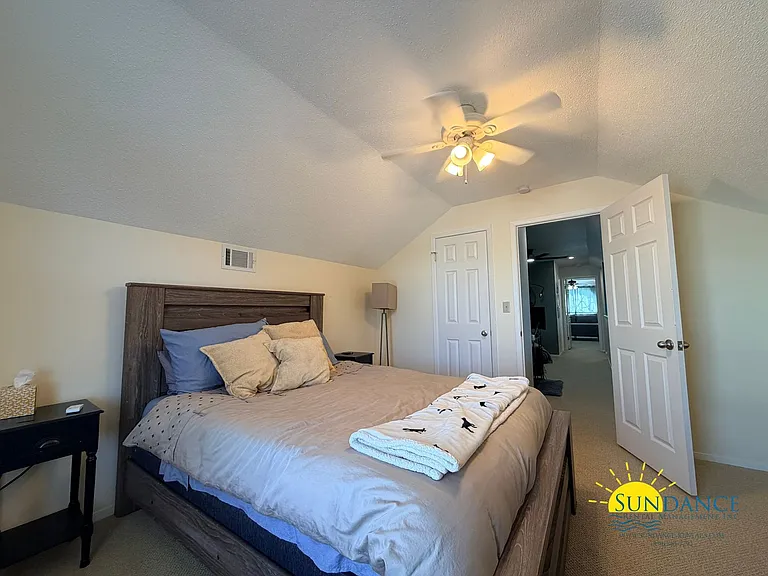 115 Long Pointe Dr — Photo 42
