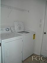5th image of 4417 NE 15th Ave