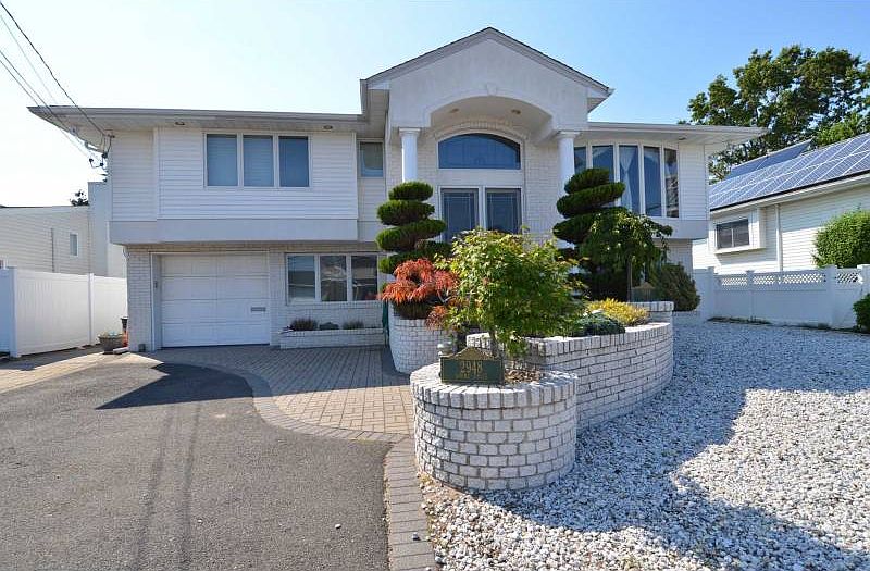 2948 Shore Dr, Merrick, NY 11566 Zillow
