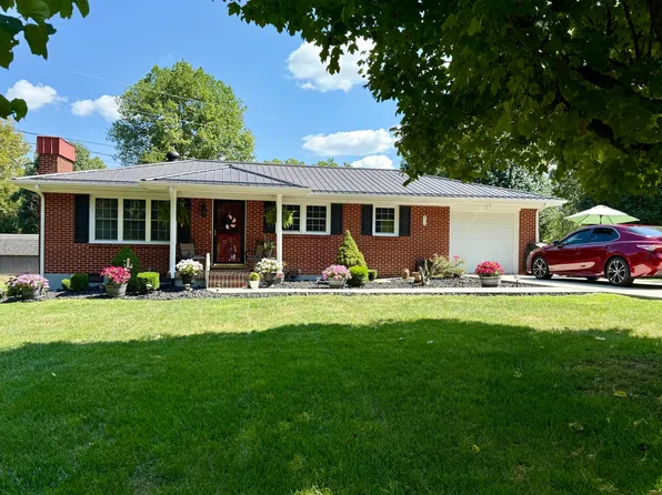 933 Lower Shirt Factory Rd, Stearns, KY 42647