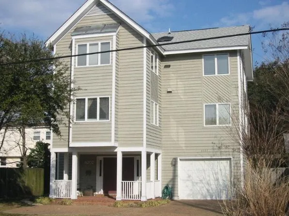 8707 Atlantic Ave, Virginia Beach, VA 23451