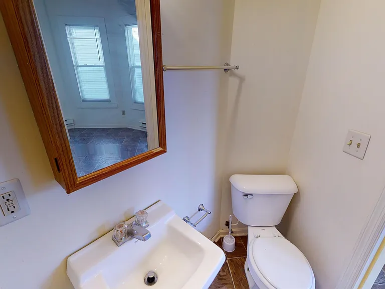 2215 Washington Ave #2 — Photo 17