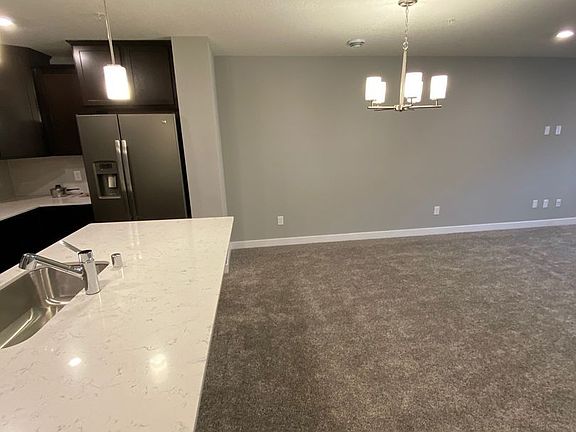 4th image of 8044 Abercrombie Ln