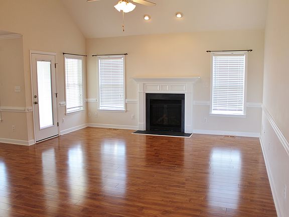 3rd image of 102 E Jamestown St