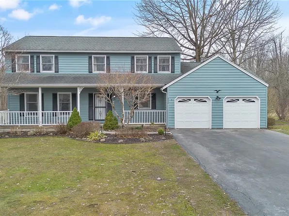 9478 Hawkeye Dr, Brewerton, NY 13029