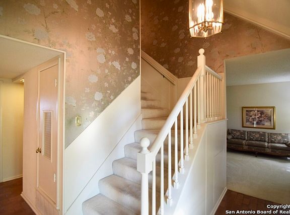 4th image of 10206 Grenadier Way