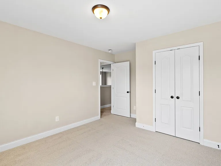 368 Exeter Dr — Photo 44