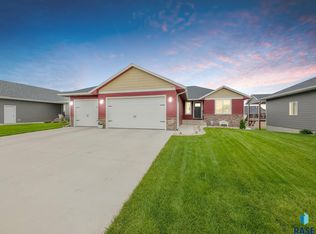 4012 S Infield Ave, Sioux Falls, SD 57110